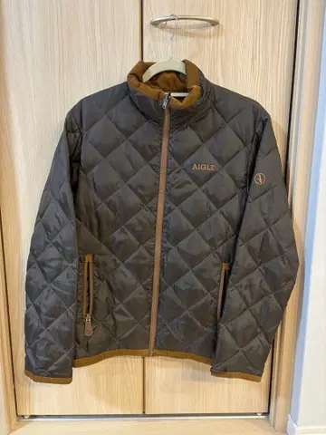 AIGLE 다크 브라운 퀼팅 자켓