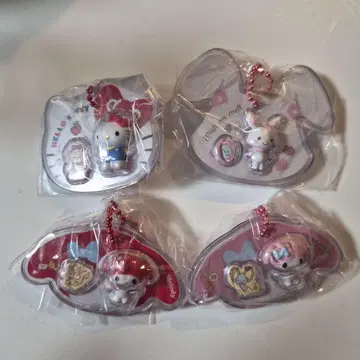 산리오 키링 4개 세트