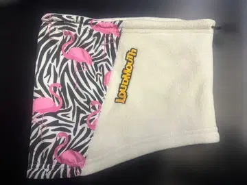 LOUDMOUTH 플라밍고 패턴 넥워머