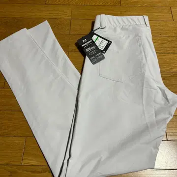 미사용품 UNDER ARMOUR 골프 팬츠 남성용