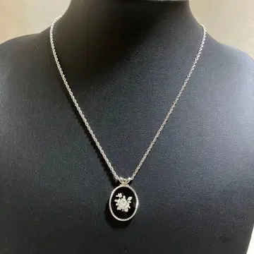 Andre Mouche 앙드레무슈 목걸이