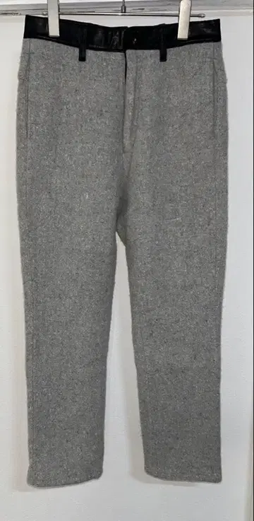 ISAMU KATAYAMA BACKLASH 압축 울 저지 팬츠