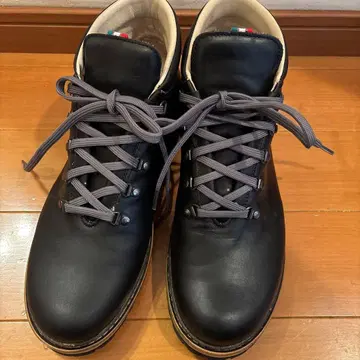 가죽 하이컷 부츠