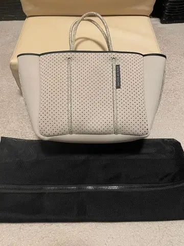 STATE OF ESCAPE 스테이트 오브 이스케이프 쁘띠 에스케이프