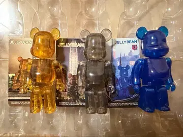 베어브릭 JELLY BEAN 클리어 컬러 3체 세트