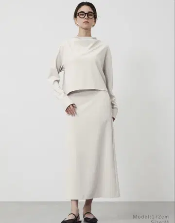 [미사용 새상품] 플러스 암운젠 저지 스커트 셋업