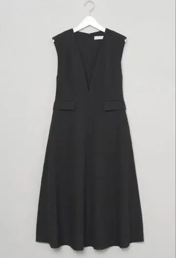 CELFORD 슬리브리스 원피스 블랙 32