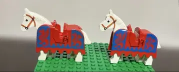 올드 레고 말과 안장 2개 세트 Lego