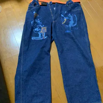 FARNESE 자수 디자인 다크 블루 데님 팬츠