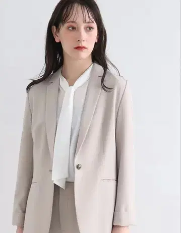 INDIVI 새상품 스트레치 테일러드 자켓 수트 셋업