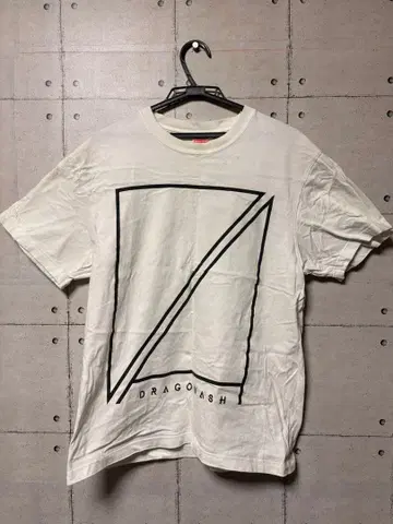 DRAGONASH의 화이트 T셔츠 사이즈 L