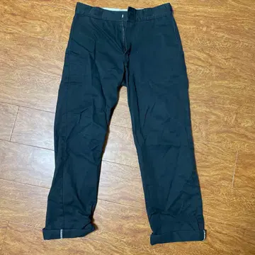 Dickies 블랙 치노 팬츠