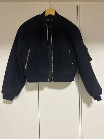 ZARA 크롭 봄버 자켓 S 사이즈