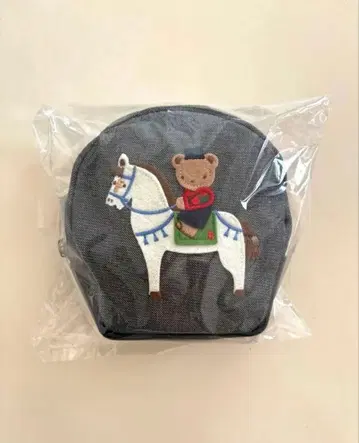 미사용 미개봉 새상품 파미리아 빔즈 콜라보 말띠 말 파우치