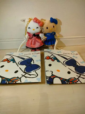 헬로키티 봉제 인형 키홀더 세트