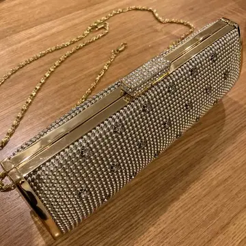 골드 크리스탈 클러치백