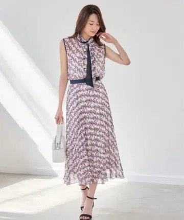 새상품급 아나이 레터드 프린트 플리츠 스커트