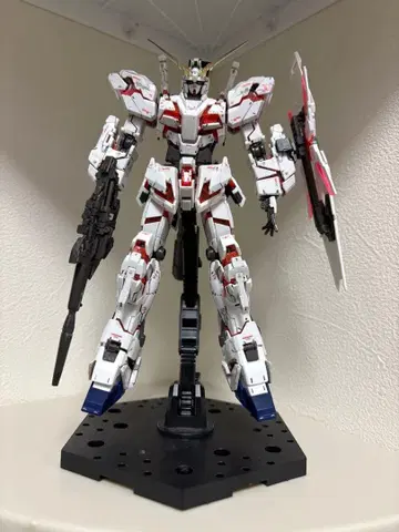 RG 1/144 유니콘 건담