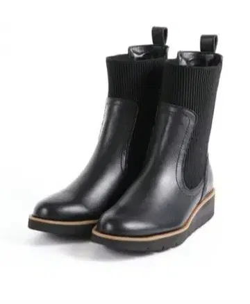 VITA NOVA 블랙 숏부츠 23.5