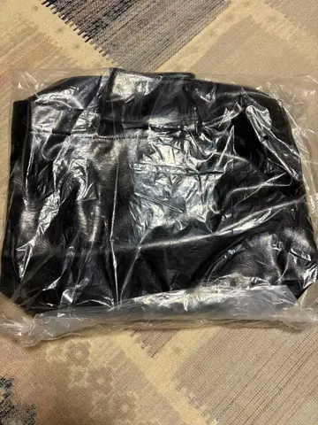 HARE 빅 숄더 토트백