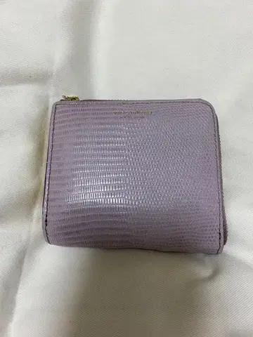 비올라돌로 엠보 접이식 지갑 라벤더