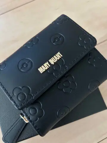 마리콴트 포켓몬 콜라보 미니 지갑 피카츄