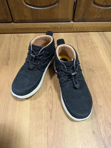 KEEN 유니크 차카 미드컷 부츠 23cm 여성용 블랙