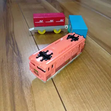 프라레일 EF81 전기 기관차 로즈 핑크