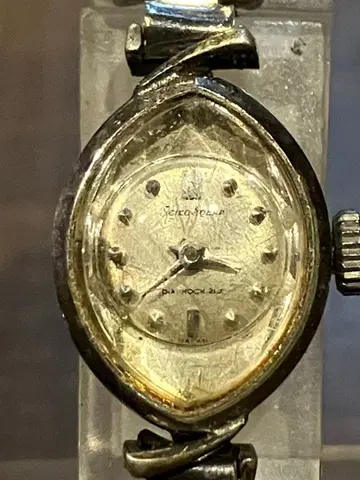 SEIKO 빈티지 여성용 수동 와인딩 손목시계 DIASHOCK 21석