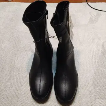 유니클로C 스트레치 숏부츠 23cm