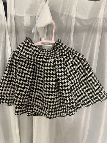 미셸마카롱 하운드투스 체크 패턴 스커트