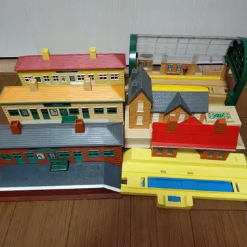 프라레일 기관사 토마스 역 풍경 6점 세트 스테이션