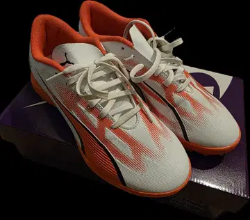 PUMA 축구화 화이트/오렌지