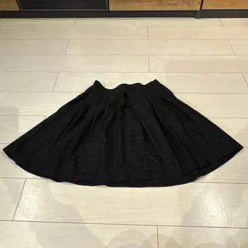 Armani Jeans 블랙 플리츠 스커트