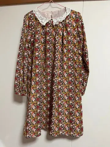 꽃무늬 레이스 옷깃 긴팔 원피스 M