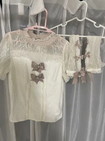 LIZLISA 스핀들 레이스 암워머 상의