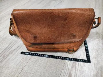 브라운 가죽 숄더백