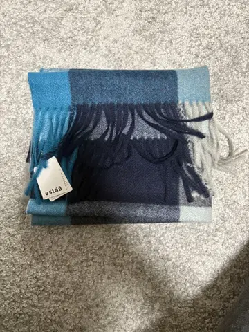 estaa 블루 계열 체크 머플러