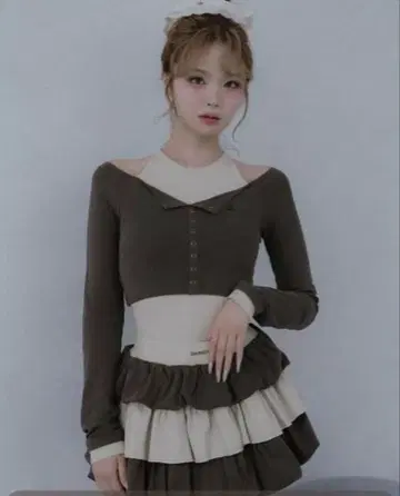 미사용 새상품 Darich 다리치 오프숄더 레이어드 리브 상의