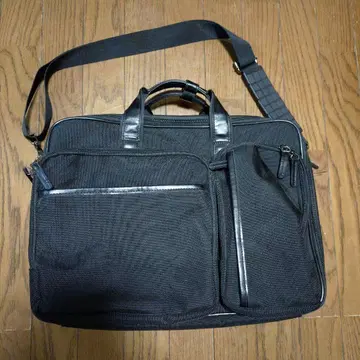 블랙 메쉬 비즈니스 백팩 겸용 2웨이