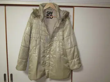 SWRO sweet rouge 다운 자켓 M 사이즈 베이지 후드 부착