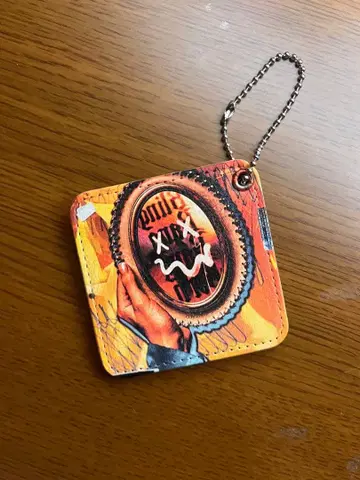 Creepy Nuts 거울 포함 키링