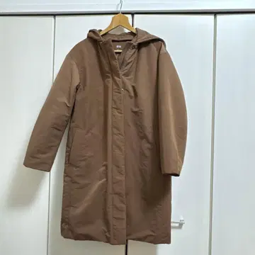 유니클로 하이브리드 다운 코쿤 코트 브라운 L 사이즈