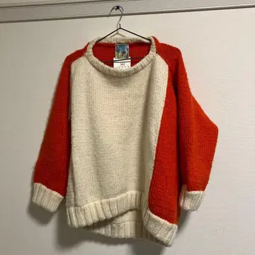 BODYSONG. 바이컬러 스웨터 M 사이즈