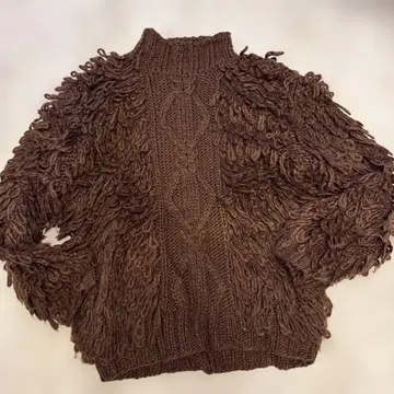 AMERI 브라운 프린지 니트