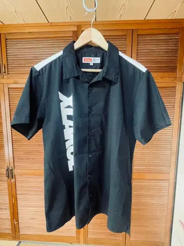 XLARGE 로고 반팔 셔츠 블랙 블랙 컬러