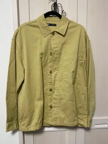 ZARA 카키 자켓 M 사이즈