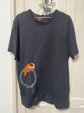Mammut XL 블랙 캐릭터 티셔츠