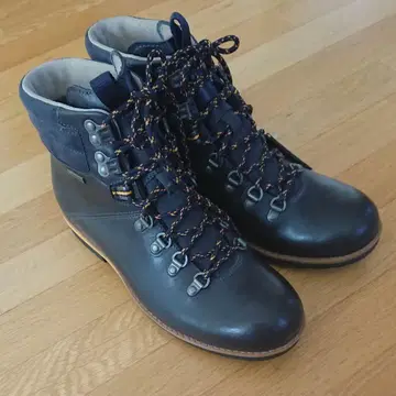 [ 시착만 한 상품 ] 클락스 부츠 Padley Alp GTX 26cm