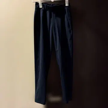 lululemon 슬림핏 풀온 미드라이즈 팬츠 네이비